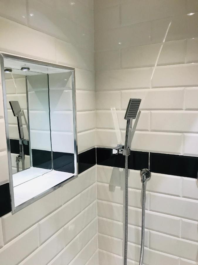 Porta Ticinese Apartment Милано Екстериор снимка